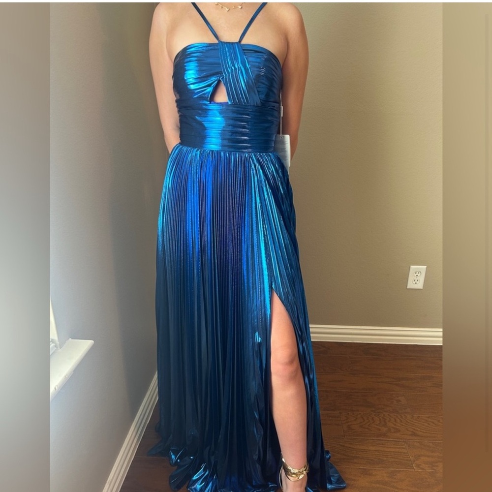 Metallic blue prom dress!!